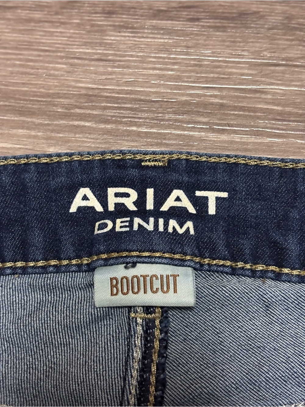 Ariat Women’s Perfect Rise Bootcut Jeans 27 R - Picture 4 of 8